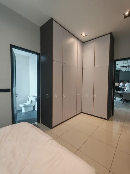 Kondominium untuk Dijual di Dua Menjalara - Lucas Toh - Bedroom - PropertyGuru.com.my