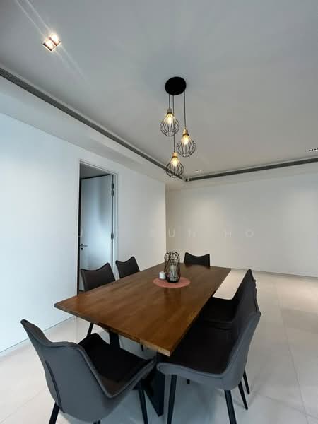 Servis Apartment untuk Disewa di Le Nouvel KLCC - Suet Sun Ho - Dining Room - PropertyGuru.com.my