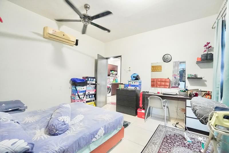Kediaman Servis untuk Dijual di MH Platinum Residence - Izzaza Izzati - Bedroom - PropertyGuru.com.my
