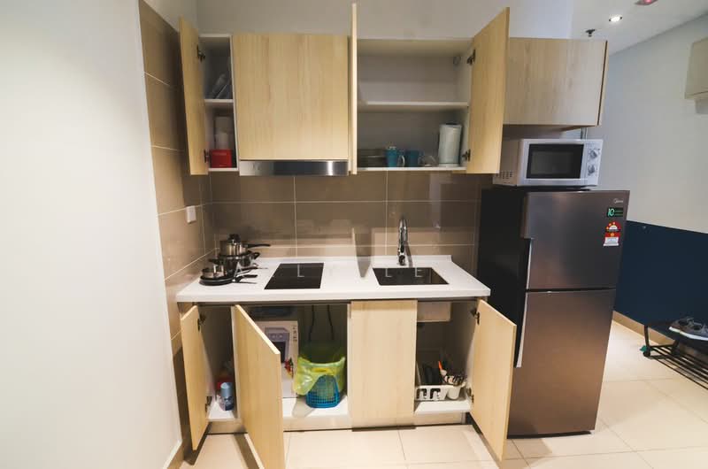 Condominium for Rent at Vivo Residential Suites - Ally Lee - Kitchen - PropertyGuru.com.my