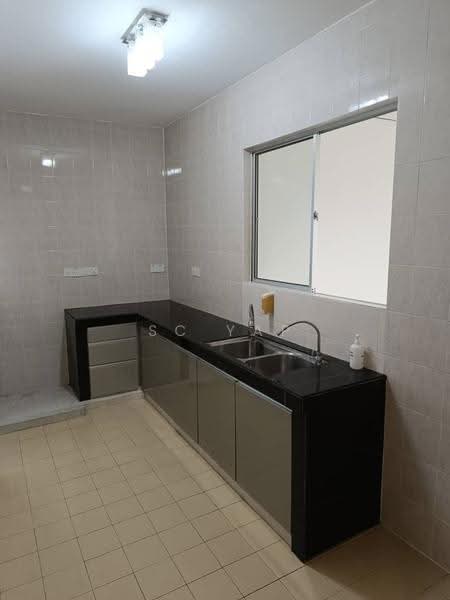 Kondominium untuk Dijual di Aman Heights Condominium - SC Yap - Kitchen - PropertyGuru.com.my