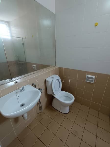 Kondominium untuk Dijual di Aman Heights Condominium - SC Yap - Bathroom - PropertyGuru.com.my