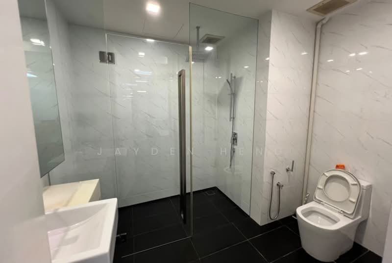 Shop / Office for Rent in Kampung Sungai Kayu Ara (Petaling Jaya) - Jayden Heng - Bathroom - PropertyGuru.com.my