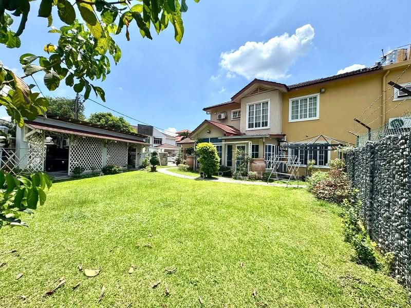 Semi-Detached House for Sale in Ukay Perdana (Ulu Kelang) - Azli Ibrahim - Exterior - PropertyGuru.com.my
