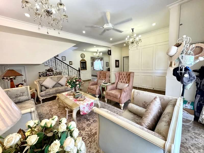 Semi-Detached House for Sale in Ukay Perdana (Ulu Kelang) - Azli Ibrahim - Living Room - PropertyGuru.com.my