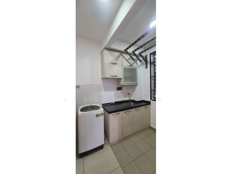 Service Residence for Rent at D'Ambience Residences (Pangsapuri Ikatan Flora) - Jessica Ma - Kitchen - PropertyGuru.com.my