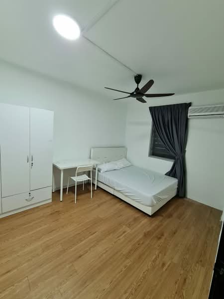 Pangsapuri untuk Disewa di Jelutong Park - Hong . - Bedroom - PropertyGuru.com.my