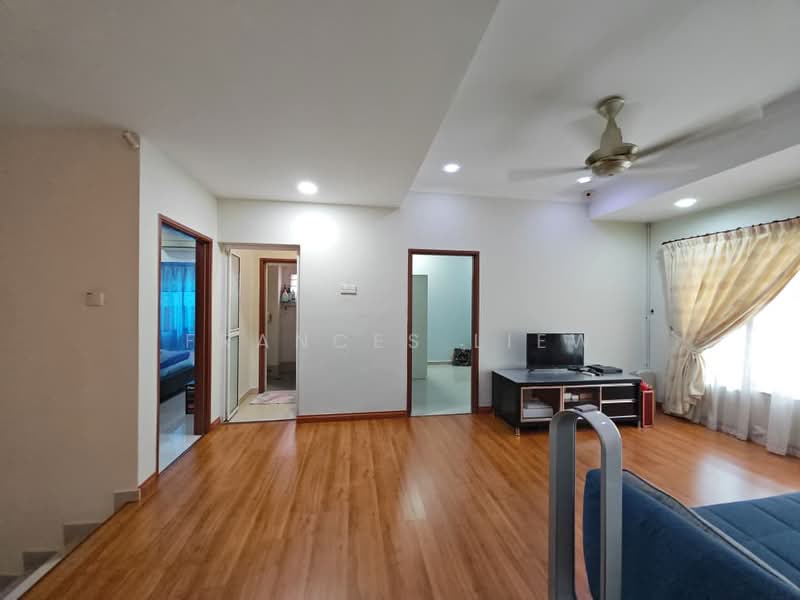 Rumah Teres 2-Tingkat untuk Dijual di Bandar Putra Permai (Seri Kembangan) - Frances Liew - PropertyGuru.com.my