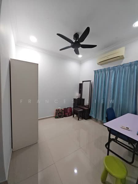 Rumah Teres 2-Tingkat untuk Dijual di Bandar Putra Permai (Seri Kembangan) - Frances Liew - PropertyGuru.com.my