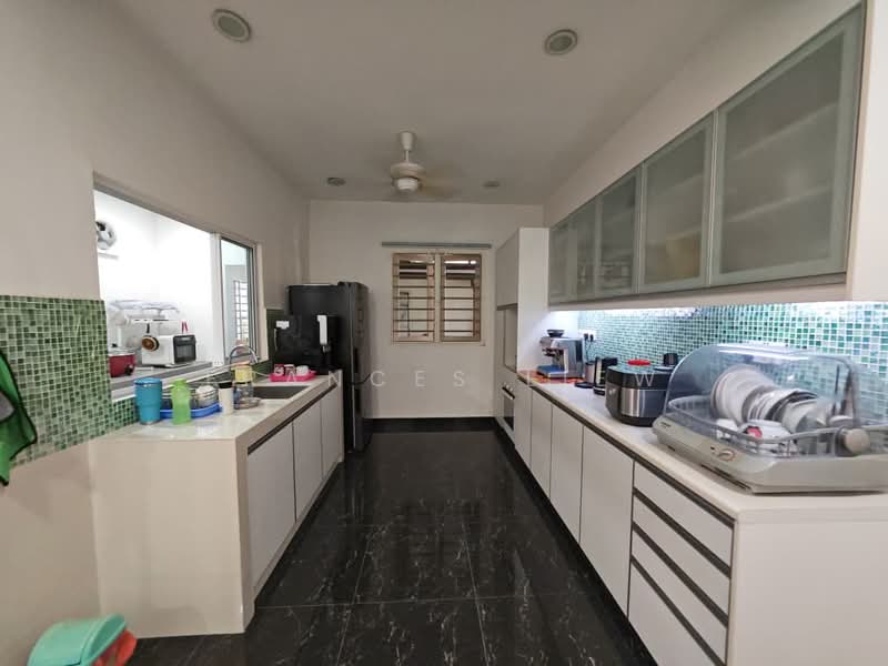 Rumah Teres 2-Tingkat untuk Dijual di Bandar Putra Permai (Seri Kembangan) - Frances Liew - PropertyGuru.com.my