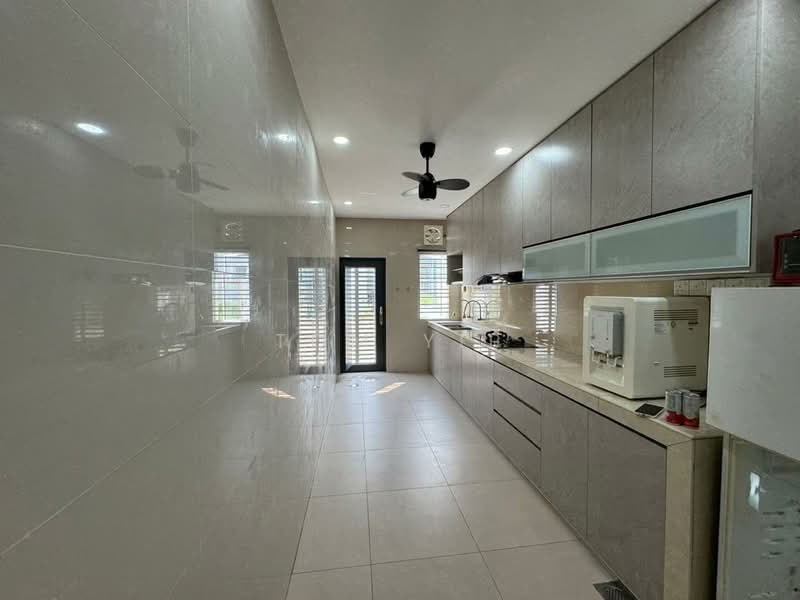 Rumah Teres 2-Tingkat untuk Dijual di Bandar Tasik Puteri (Rawang) - Tom Yip - Kitchen - PropertyGuru.com.my