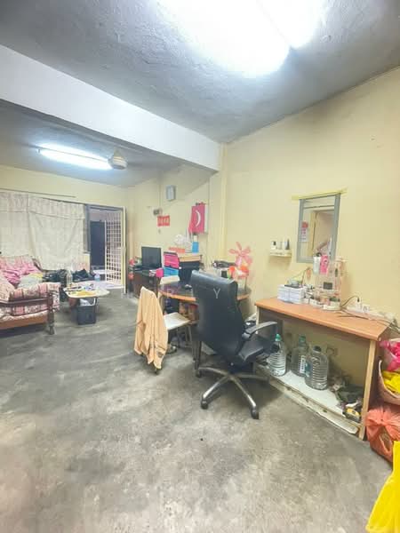 Rumah Flat untuk Dijual di Prima Selayang - Shirly Ng - Living Room - PropertyGuru.com.my