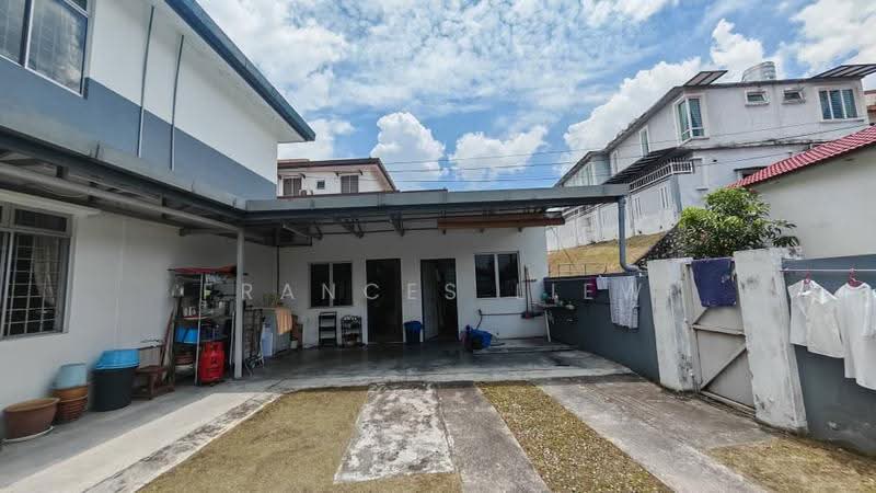 2-storey Terraced House for Sale in Bandar Putra Permai (Seri Kembangan) - Frances Liew - Exterior - PropertyGuru.com.my