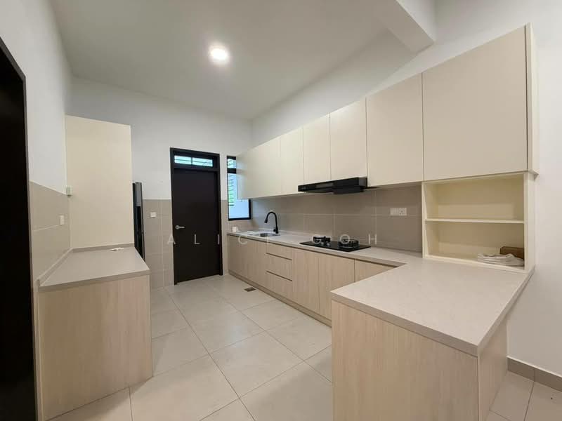 Rumah Teres 2-Tingkat untuk Disewa di Iskandar Puteri (Nusajaya) (Johor) - Alice Goh - Kitchen - PropertyGuru.com.my