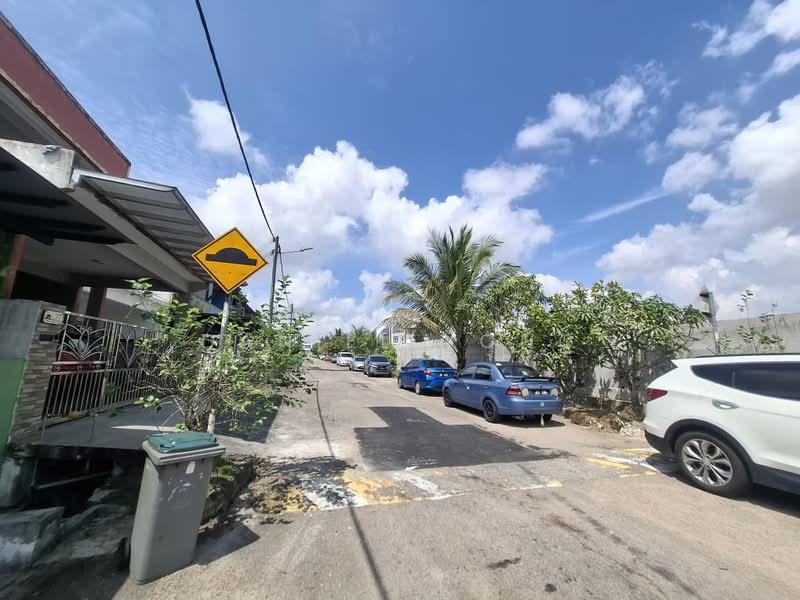 Terraced House for Sale in Kampung Sentosa Barat (Pasir Gudang) - Daniel Yong - Exterior - PropertyGuru.com.my