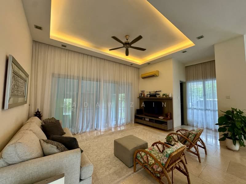 Bungalow House for Sale in Seksyen 13 (Shah Alam) - Adaw Zain - Living Room - PropertyGuru.com.my