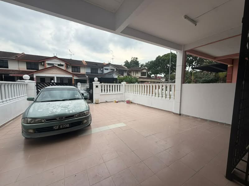 Rumah Teres untuk Disewa di Taman Desa Tebrau (Tebrau) - Jessica Ma - Exterior - PropertyGuru.com.my