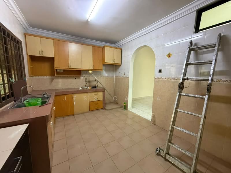 Rumah Teres untuk Disewa di Taman Desa Tebrau (Tebrau) - Jessica Ma - Kitchen - PropertyGuru.com.my