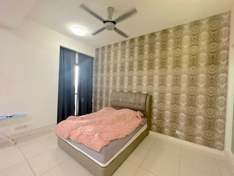 Kediaman Servis untuk Disewa di Arnica @ Tropicana Gardens - Yi Peng - Bedroom - PropertyGuru.com.my