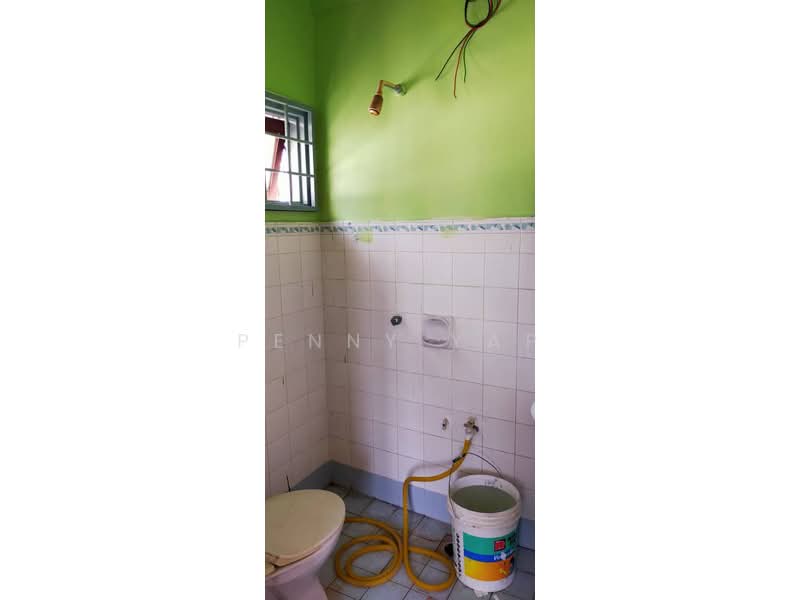 Apartment for Sale at Apartment Seri Teluki - Penny Yap - Bathroom - PropertyGuru.com.my