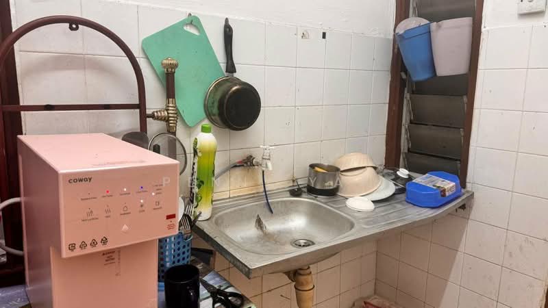 Apartment for Sale at Apartment Seri Teluki - Penny Yap - Kitchen - PropertyGuru.com.my