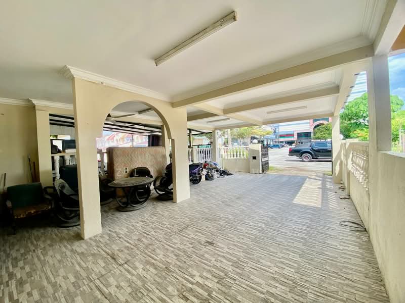 Rumah Teres 2-Tingkat untuk Dijual di Taman Cendana (Kajang) - Azli Ibrahim - Exterior - PropertyGuru.com.my