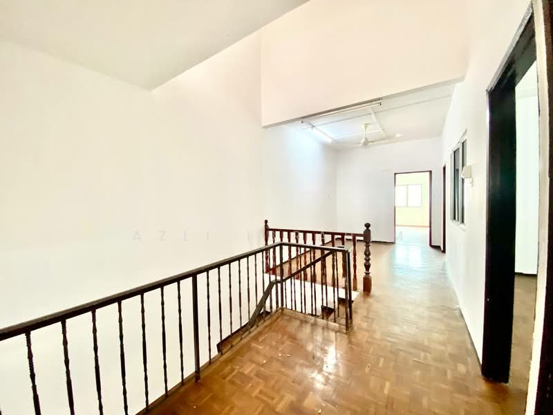 Rumah Teres 2-Tingkat untuk Dijual di Taman Cendana (Kajang) - Azli Ibrahim - Corridor - PropertyGuru.com.my