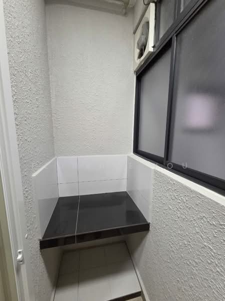 Servis Apartment untuk Disewa di Metro @ Cheras - Florence You - Balcony - PropertyGuru.com.my