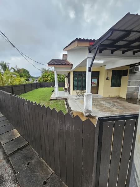 1-storey Terraced House for Sale in Kepala Batas (Penang) - Azura Ghani - Exterior - PropertyGuru.com.my