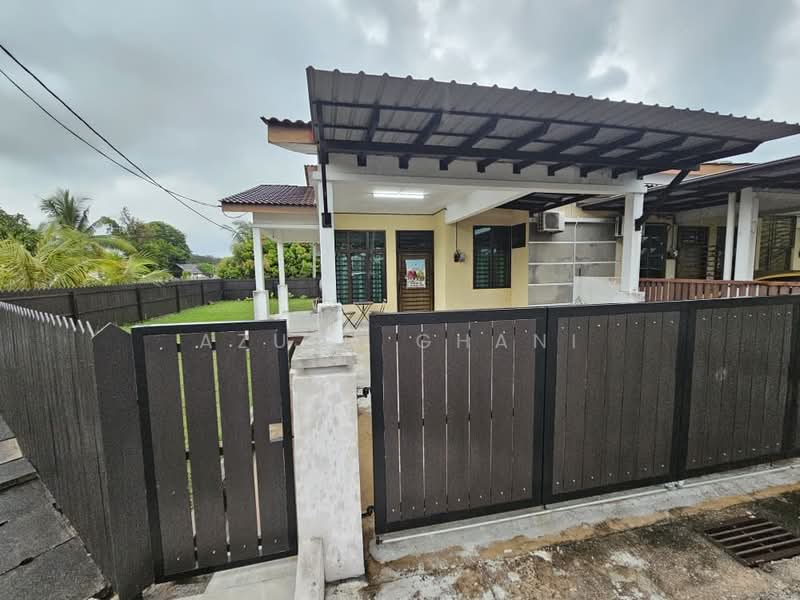 1-storey Terraced House for Sale in Kepala Batas (Penang) - Azura Ghani - Exterior - PropertyGuru.com.my