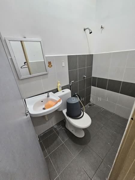 1-storey Terraced House for Sale in Kepala Batas (Penang) - Azura Ghani - Bathroom - PropertyGuru.com.my