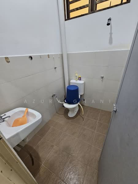 1-storey Terraced House for Sale in Kepala Batas (Penang) - Azura Ghani - Bathroom - PropertyGuru.com.my