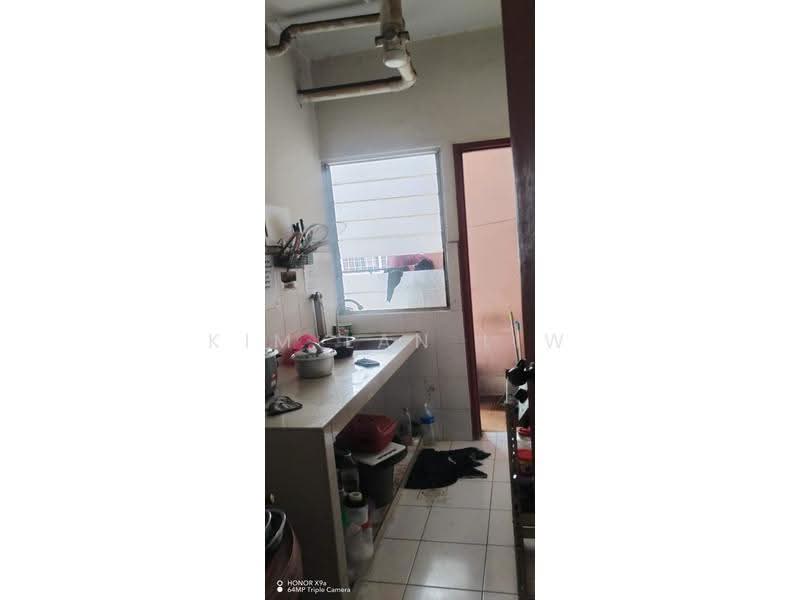 Terraced House for Sale in Kepong (Kuala Lumpur) - Kim Lan Liw - Kitchen - PropertyGuru.com.my