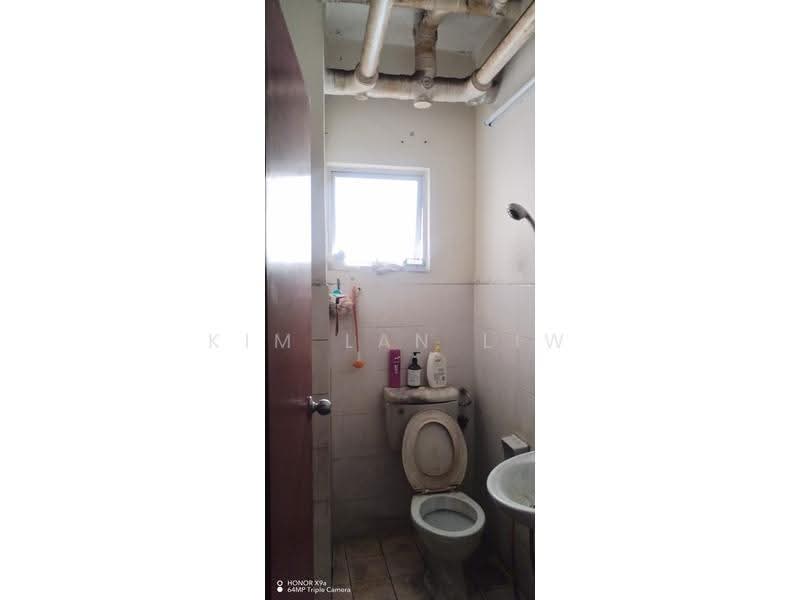 Terraced House for Sale in Kepong (Kuala Lumpur) - Kim Lan Liw - Bathroom - PropertyGuru.com.my