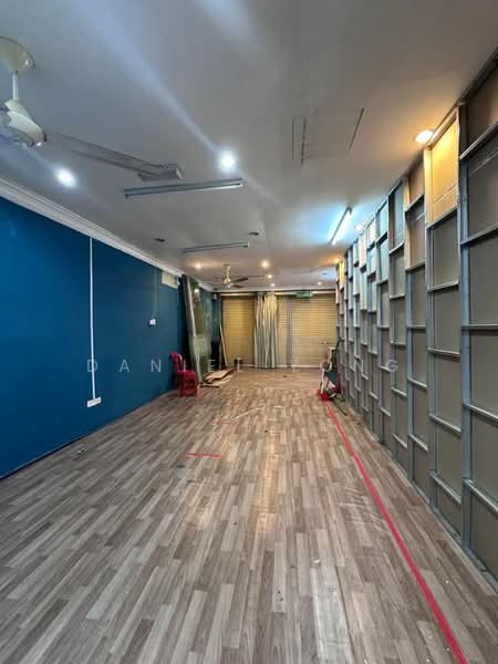 Kedai untuk Disewa di Permas Jaya (Johor) - Daniel Yong - Interior - PropertyGuru.com.my
