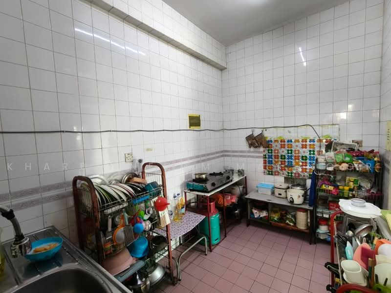 Pangsapuri untuk Dijual di Pangsapuri Sri Angkasa - Kharul Nezam Mat Noor - Kitchen - PropertyGuru.com.my