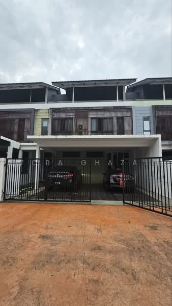 Rumah Teres 3-Tingkat untuk Dijual di Denai Alam (Shah Alam) - Azora Ghazali - Exterior - PropertyGuru.com.my