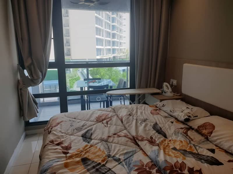 Condominium for Rent at Queens Residences Q1 @ Queens Waterfront - Hong . - Bedroom - PropertyGuru.com.my