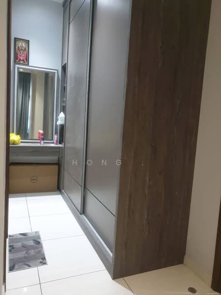 Condominium for Rent at Queens Residences Q1 @ Queens Waterfront - Hong . - Interior - PropertyGuru.com.my