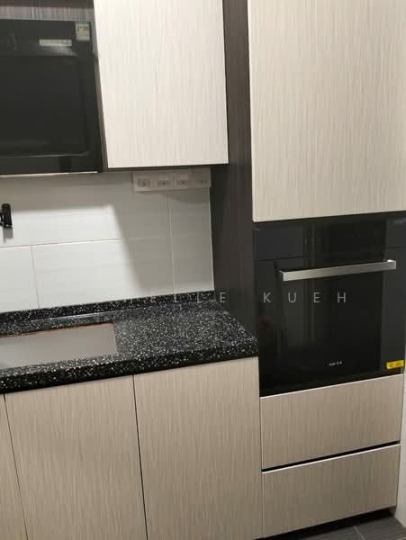 Service Residence for Sale at Impian Senibong Apartment - Michelle Kueh - Kitchen - PropertyGuru.com.my