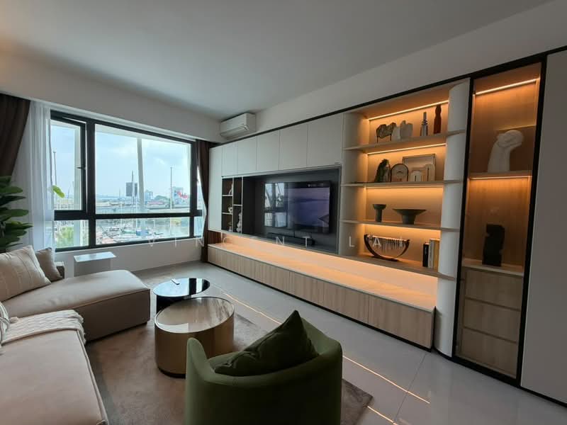 Pangsapuri untuk Dijual di R&F Princess Cove Phase 3-New Casa Suites - Vincent Lai - Living Room - PropertyGuru.com.my