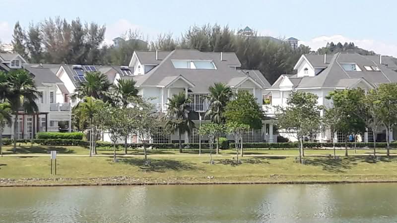 2.5-storey Terraced House for Sale in Presint 18 (Putrajaya) - Azli Ibrahim - Exterior - PropertyGuru.com.my