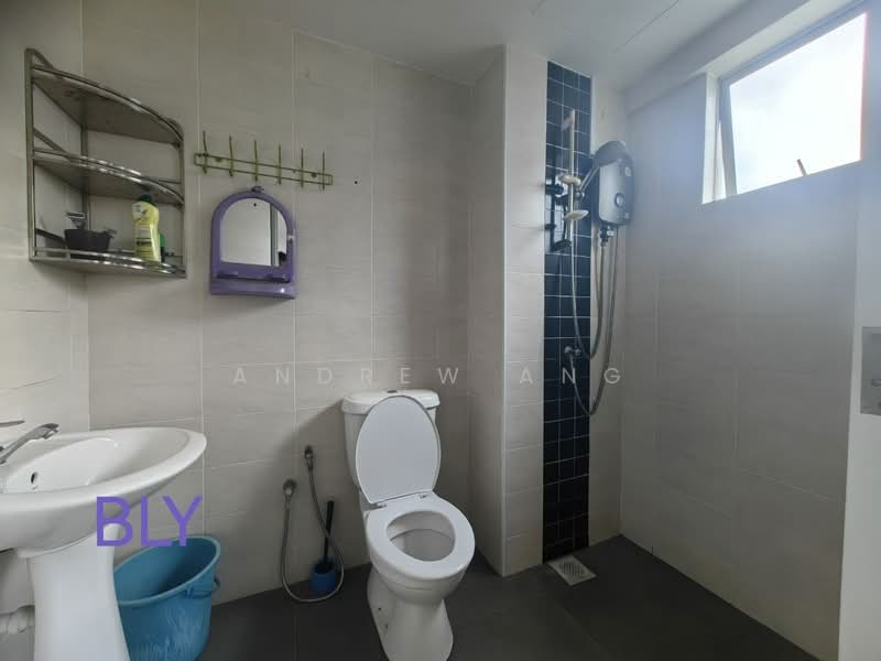Condominium for Rent at Pelangi Heights 2 - Andrew Ang - Bathroom - PropertyGuru.com.my
