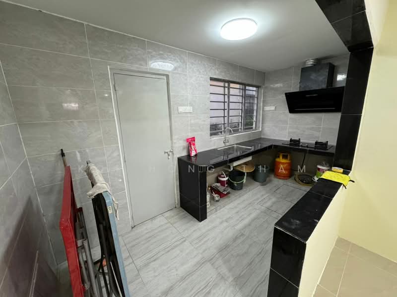 Rumah Teres 2-Tingkat untuk Dijual di Cheras (Selangor) - Kok Hong Tham - Kitchen - PropertyGuru.com.my