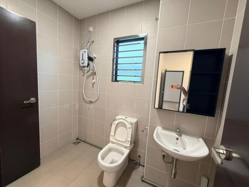 Rumah Teres untuk Disewa di Iskandar Puteri (Nusajaya) (Johor) - Chew Chee Yee - Bathroom - PropertyGuru.com.my