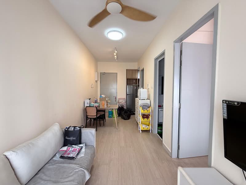 Kediaman Servis untuk Disewa di M Suite @ Desa Park North - Alison Chiu - Living Room - PropertyGuru.com.my