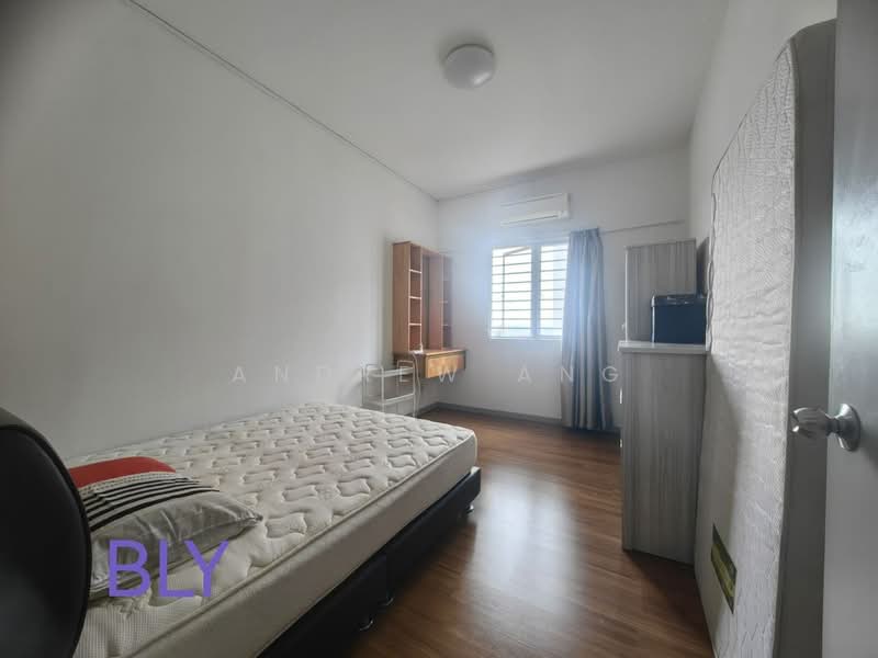 Condominium for Sale at Pelangi Heights 2 - Andrew Ang - Bedroom - PropertyGuru.com.my