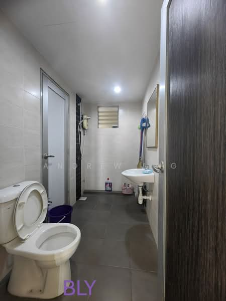 Condominium for Sale at Pelangi Heights 2 - Andrew Ang - Bathroom - PropertyGuru.com.my