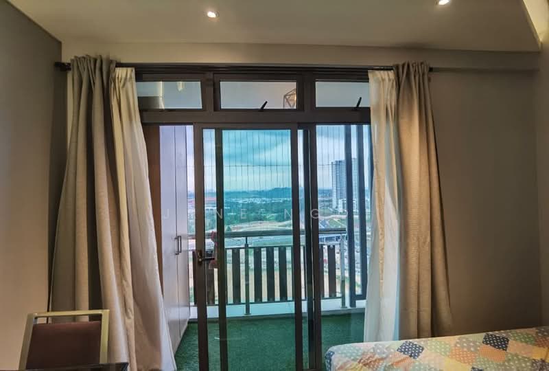 Kediaman Servis untuk Disewa di D'Secret Garden (Pangsapuri Kempas Indah) - Jane Ngoi - Balcony - PropertyGuru.com.my