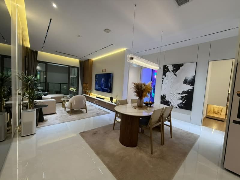 Pangsapuri untuk Dijual di R&F Princess Cove Phase 3-New Casa Suites - Vincent Lai - Living Room - PropertyGuru.com.my
